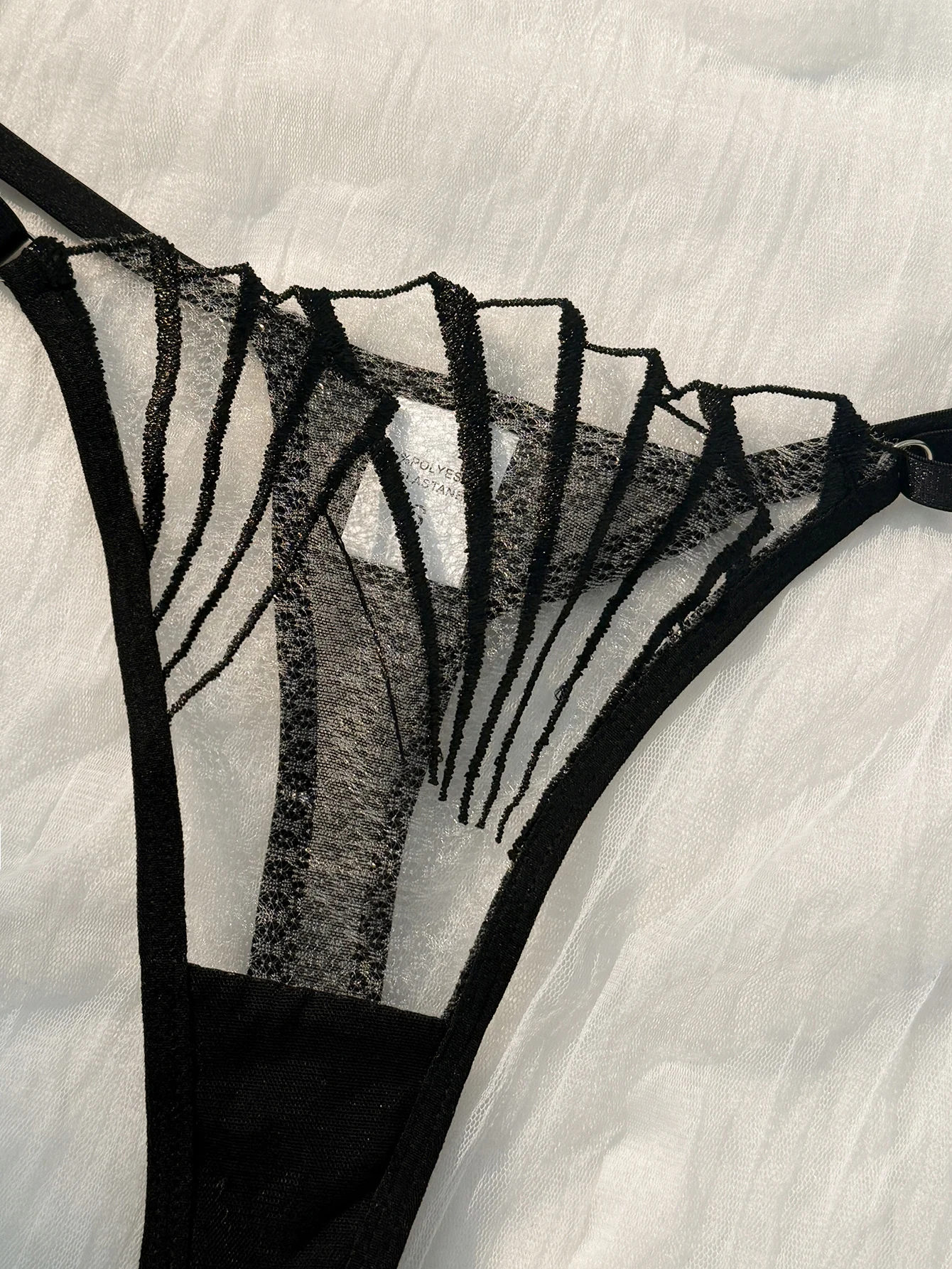 Ensemble de lingerie sexy en dentelle et maille transparente – Image 5